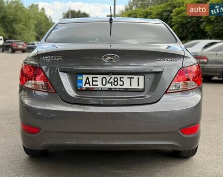 Сірий Хендай Акцент, об'ємом двигуна 1.4 л та пробігом 93 тис. км за 9990 $, фото 9 на Automoto.ua