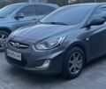 Серый Хендай Акцент, объемом двигателя 1.4 л и пробегом 280 тыс. км за 6000 $, фото 1 на Automoto.ua