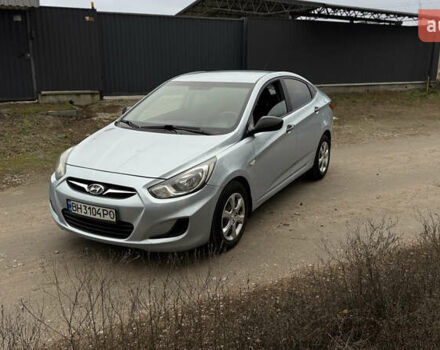 Серый Хендай Акцент, объемом двигателя 1.4 л и пробегом 127 тыс. км за 7000 $, фото 10 на Automoto.ua