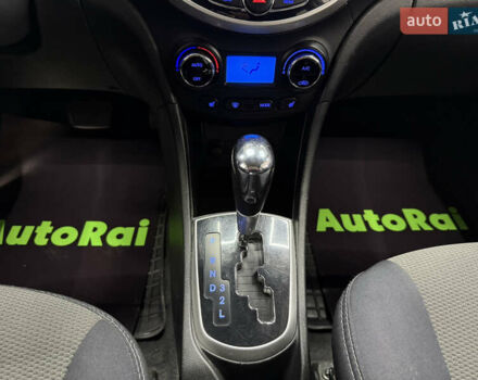 Сірий Хендай Акцент, об'ємом двигуна 1.59 л та пробігом 111 тис. км за 10500 $, фото 11 на Automoto.ua