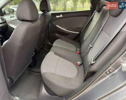 Сірий Хендай Акцент, об'ємом двигуна 1.4 л та пробігом 93 тис. км за 9990 $, фото 24 на Automoto.ua