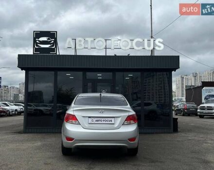 Хендай Акцент 2013 в Киеве на Automoto.ua Серый Хендай Акцент, объемом двигателя 1.4 л и пробегом 104 тыс. км за 7790 $, фото 6 на Automoto.ua