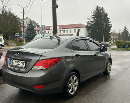 Серый Хендай Акцент, объемом двигателя 1.4 л и пробегом 200 тыс. км за 5750 $, фото 9 на Automoto.ua