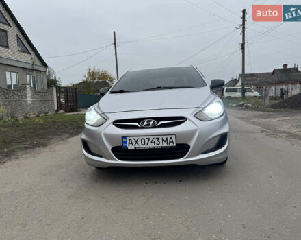 Серый Хендай Акцент, объемом двигателя 1.4 л и пробегом 175 тыс. км за 8000 $, фото 1 на Automoto.ua