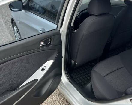 Серый Хендай Акцент, объемом двигателя 1.4 л и пробегом 160 тыс. км за 7800 $, фото 23 на Automoto.ua