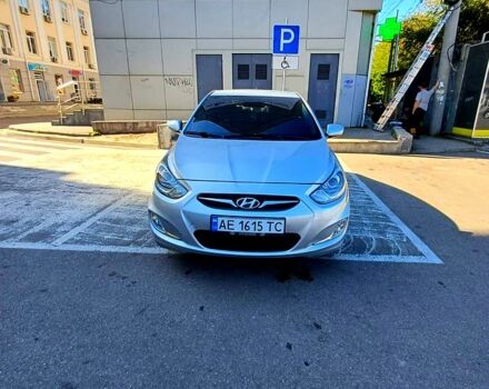 Хендай Акцент 2013 в Днепре (Днепропетровске) на Automoto.ua Серый Хендай Акцент, объемом двигателя 1.4 л и пробегом 214 тыс. км за 6600 $, фото 4 на Automoto.ua