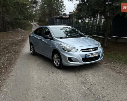 Серый Хендай Акцент, объемом двигателя 1.4 л и пробегом 127 тыс. км за 7000 $, фото 3 на Automoto.ua
