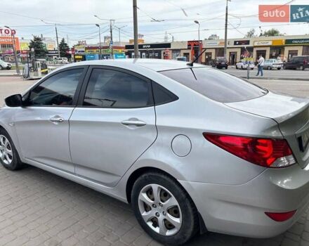 Хендай Акцент 2013 в Киеве на Automoto.ua Серый Хендай Акцент, объемом двигателя 1.4 л и пробегом 104 тыс. км за 7900 $, фото 7 на Automoto.ua