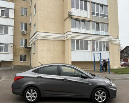 Серый Хендай Акцент, объемом двигателя 1.4 л и пробегом 191 тыс. км за 5450 $, фото 4 на Automoto.ua