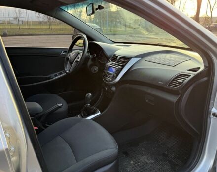 Серый Хендай Акцент, объемом двигателя 1.4 л и пробегом 142 тыс. км за 6900 $, фото 23 на Automoto.ua