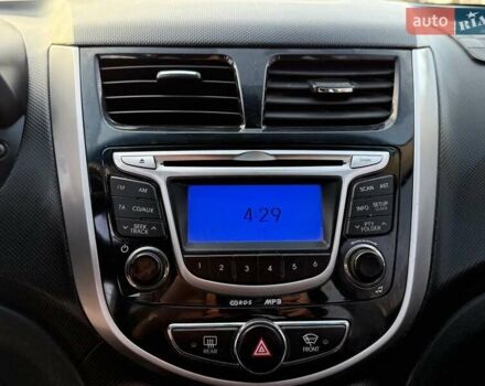 Серый Хендай Акцент, объемом двигателя 1.4 л и пробегом 141 тыс. км за 6900 $, фото 27 на Automoto.ua