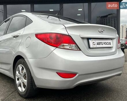 Хендай Акцент 2013 в Киеве на Automoto.ua Серый Хендай Акцент, объемом двигателя 1.4 л и пробегом 104 тыс. км за 7790 $, фото 5 на Automoto.ua