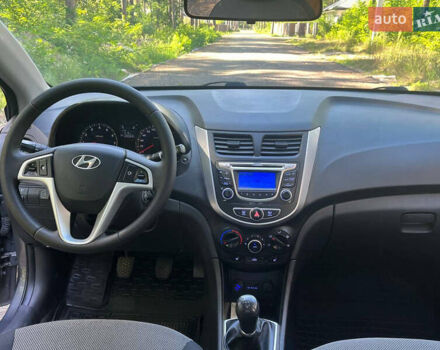 Сірий Хендай Акцент, об'ємом двигуна 1.4 л та пробігом 120 тис. км за 6700 $, фото 35 на Automoto.ua