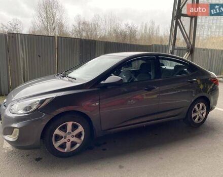 Серый Хендай Акцент, объемом двигателя 1.4 л и пробегом 105 тыс. км за 7200 $, фото 15 на Automoto.ua