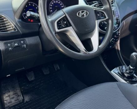 Серый Хендай Акцент, объемом двигателя 1.4 л и пробегом 156 тыс. км за 7400 $, фото 9 на Automoto.ua