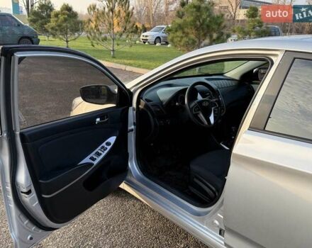 Серый Хендай Акцент, объемом двигателя 1.4 л и пробегом 141 тыс. км за 6900 $, фото 16 на Automoto.ua