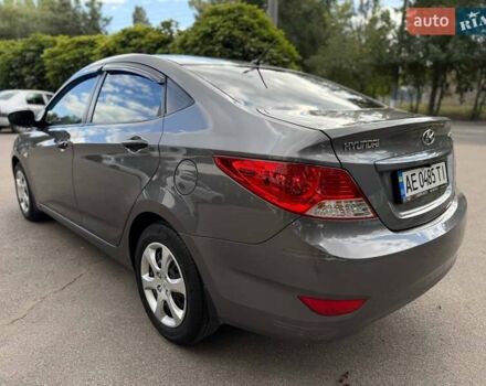 Сірий Хендай Акцент, об'ємом двигуна 1.4 л та пробігом 93 тис. км за 9990 $, фото 6 на Automoto.ua