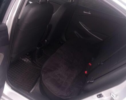 Серый Хендай Акцент, объемом двигателя 1.4 л и пробегом 275 тыс. км за 5800 $, фото 4 на Automoto.ua