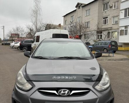 Серый Хендай Акцент, объемом двигателя 1.4 л и пробегом 191 тыс. км за 5450 $, фото 2 на Automoto.ua