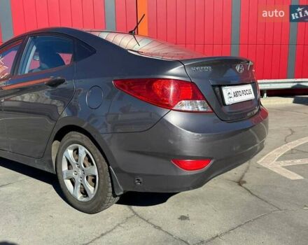 Хендай Акцент 2014 в Киеве на Automoto.ua Серый Хендай Акцент, объемом двигателя 1.4 л и пробегом 255 тыс. км за 5990 $, фото 5 на Automoto.ua