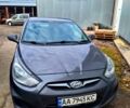 Серый Хендай Акцент, объемом двигателя 1.4 л и пробегом 135 тыс. км за 10000 $, фото 1 на Automoto.ua