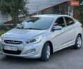 Сірий Хендай Акцент, об'ємом двигуна 1.4 л та пробігом 45 тис. км за 11750 $, фото 1 на Automoto.ua