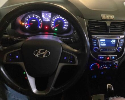 Серый Хендай Акцент, объемом двигателя 1.4 л и пробегом 117 тыс. км за 10100 $, фото 8 на Automoto.ua