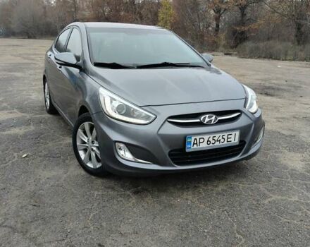 Серый Хендай Акцент, объемом двигателя 1.37 л и пробегом 115 тыс. км за 9800 $, фото 1 на Automoto.ua