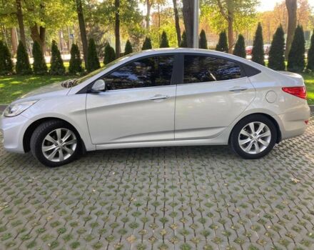 Серый Хендай Акцент, объемом двигателя 1.4 л и пробегом 117 тыс. км за 10100 $, фото 3 на Automoto.ua