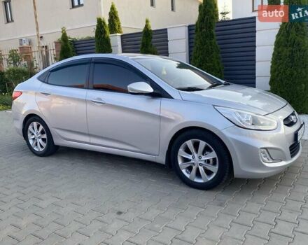 Хендай Акцент 2016 в Одессе на Automoto.ua Серый Хендай Акцент, объемом двигателя 1.4 л и пробегом 86 тыс. км за 10950 $, фото 19 на Automoto.ua