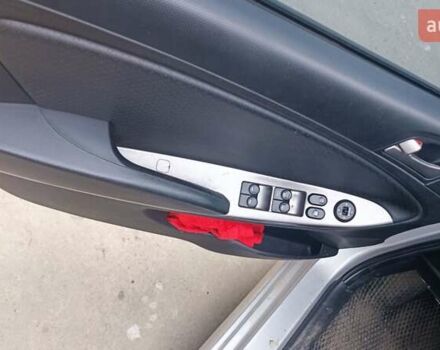 Серый Хендай Акцент, объемом двигателя 1.58 л и пробегом 219 тыс. км за 7500 $, фото 5 на Automoto.ua