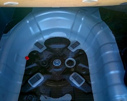 Сірий Хендай Акцент, об'ємом двигуна 1.4 л та пробігом 38 тис. км за 12500 $, фото 9 на Automoto.ua