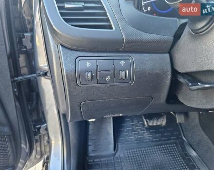 Серый Хендай Акцент, объемом двигателя 1.4 л и пробегом 61 тыс. км за 11300 $, фото 27 на Automoto.ua