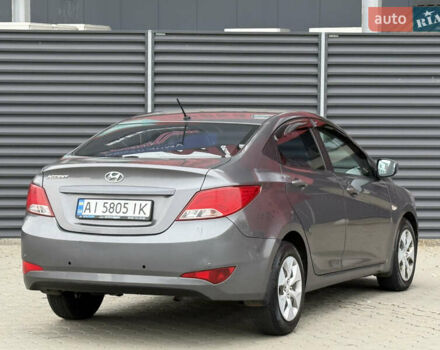 Сірий Хендай Акцент, об'ємом двигуна 1.4 л та пробігом 140 тис. км за 8200 $, фото 4 на Automoto.ua