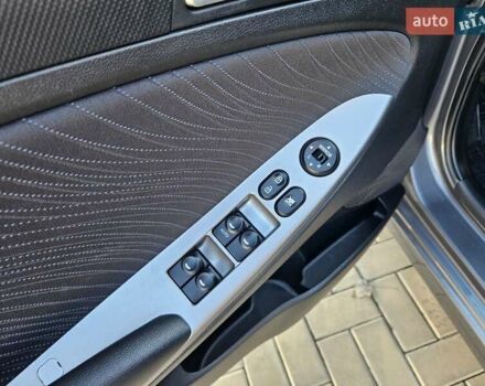 Серый Хендай Акцент, объемом двигателя 1.4 л и пробегом 61 тыс. км за 11300 $, фото 32 на Automoto.ua