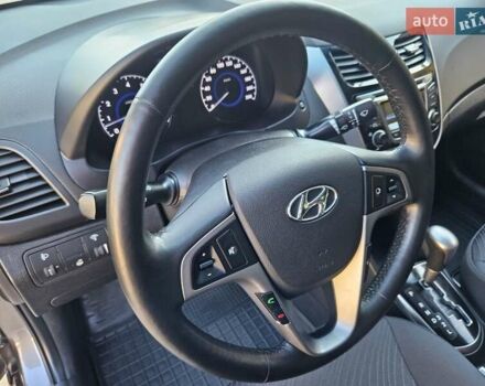 Серый Хендай Акцент, объемом двигателя 1.4 л и пробегом 61 тыс. км за 11300 $, фото 28 на Automoto.ua