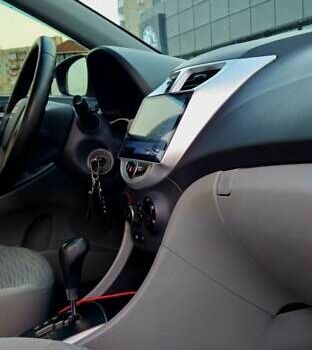 Сірий Хендай Акцент, об'ємом двигуна 1.59 л та пробігом 276 тис. км за 8300 $, фото 26 на Automoto.ua