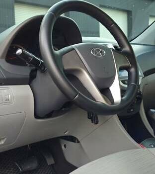 Сірий Хендай Акцент, об'ємом двигуна 1.59 л та пробігом 276 тис. км за 8300 $, фото 24 на Automoto.ua