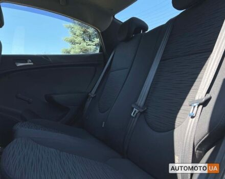 Серый Хендай Акцент, объемом двигателя 1.4 л и пробегом 109 тыс. км за 9700 $, фото 9 на Automoto.ua