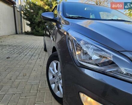 Серый Хендай Акцент, объемом двигателя 1.4 л и пробегом 61 тыс. км за 11300 $, фото 5 на Automoto.ua