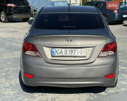 Серый Хендай Акцент, объемом двигателя 1.4 л и пробегом 214 тыс. км за 6950 $, фото 5 на Automoto.ua