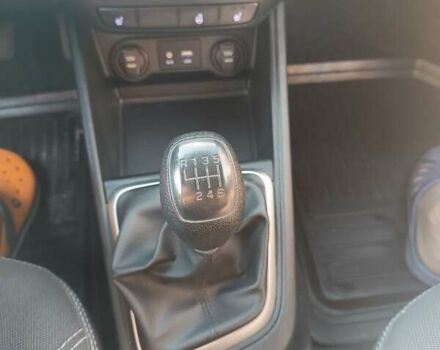 Серый Хендай Акцент, объемом двигателя 1.37 л и пробегом 36 тыс. км за 11500 $, фото 6 на Automoto.ua