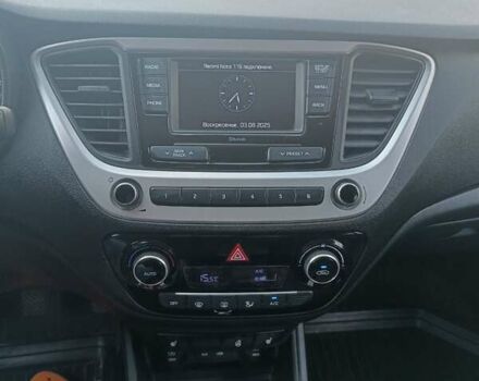 Серый Хендай Акцент, объемом двигателя 1.37 л и пробегом 36 тыс. км за 11500 $, фото 16 на Automoto.ua