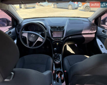 Серый Хендай Акцент, объемом двигателя 1.4 л и пробегом 214 тыс. км за 6950 $, фото 15 на Automoto.ua