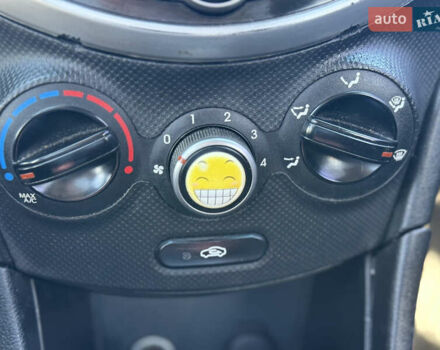 Серый Хендай Акцент, объемом двигателя 1.4 л и пробегом 214 тыс. км за 6950 $, фото 16 на Automoto.ua