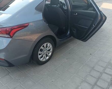 Серый Хендай Акцент, объемом двигателя 1.37 л и пробегом 36 тыс. км за 11500 $, фото 10 на Automoto.ua