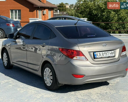 Серый Хендай Акцент, объемом двигателя 1.4 л и пробегом 214 тыс. км за 6950 $, фото 4 на Automoto.ua
