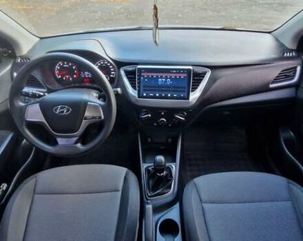 Серый Хендай Акцент, объемом двигателя 1.37 л и пробегом 75 тыс. км за 9700 $, фото 20 на Automoto.ua