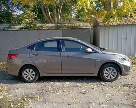 Хендай Акцент 2017 в Одессе на Automoto.ua Серый Хендай Акцент, объемом двигателя 1.4 л и пробегом 92 тыс. км за 9000 $, фото 1 на Automoto.ua