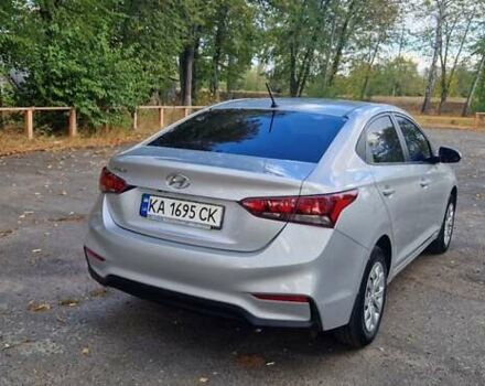 Серый Хендай Акцент, объемом двигателя 1.37 л и пробегом 75 тыс. км за 9700 $, фото 6 на Automoto.ua